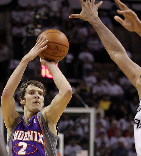 场对篮球商 场对篮球商